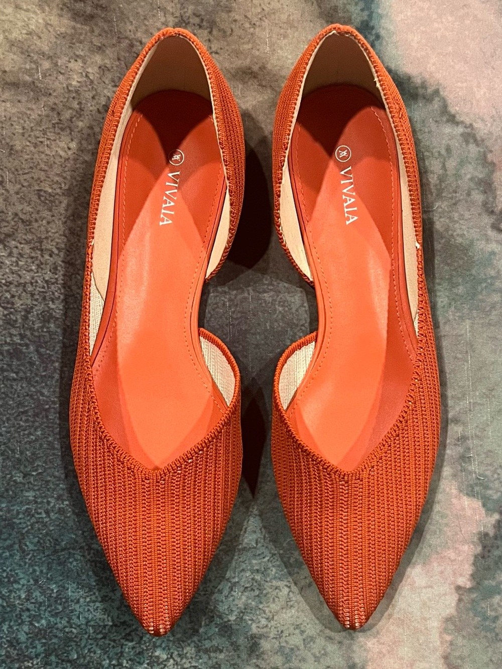 NWOB Vivaia Melia Pointed Toe Eco Friendly Flats RARE Monarch Orange US 9 EU 40